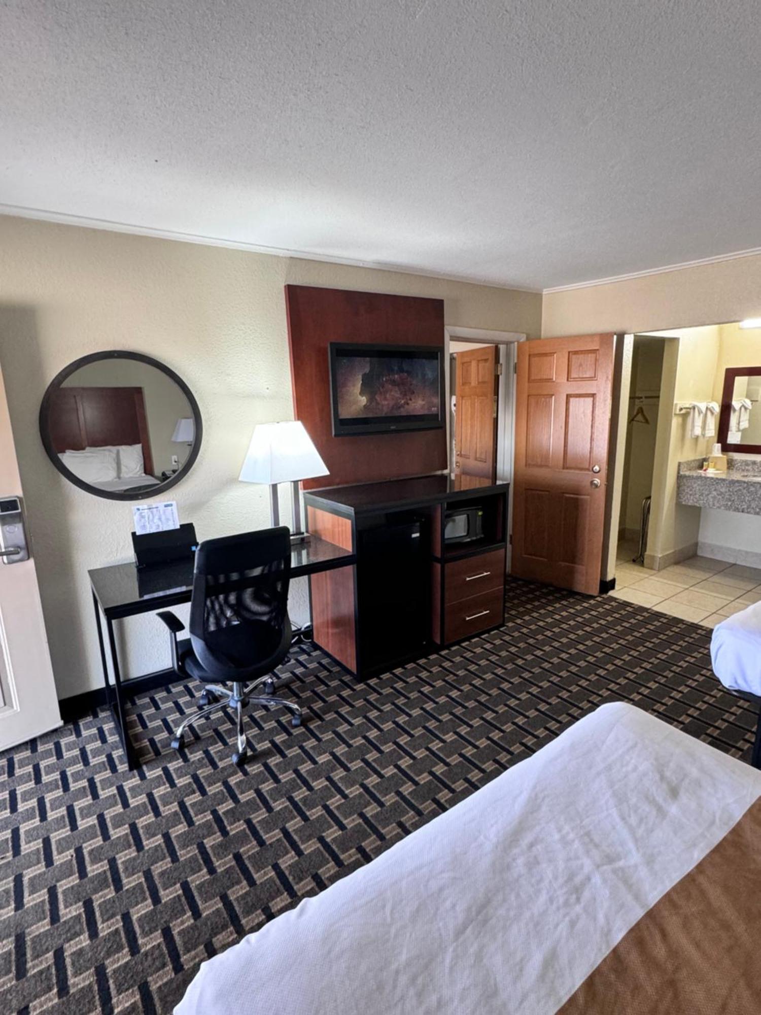 Travelodge By Wyndham Jackson I-40 Exit 82 Exteriér fotografie